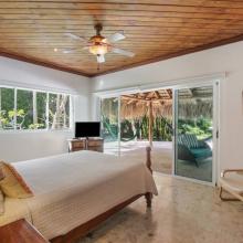 Golf Front Luxury Villa Right on La Cana Golf Course – With Pool, Jacuzzi, Touring Cart & Maid - Everything Punta Cana