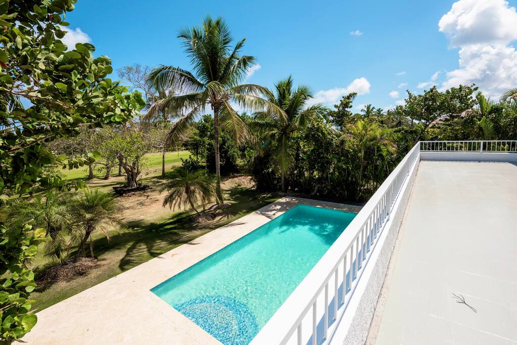 Elegant Golf Villa in Punta Cana (Cocotal Palma Real) – With Private Pool, BBQ & Maid Service - Everything Punta Cana