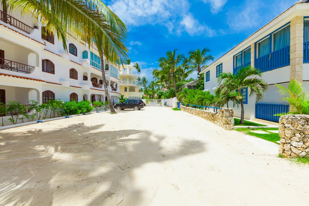 Private Ocean View Apartment for Rent in Punta Cana, the DR