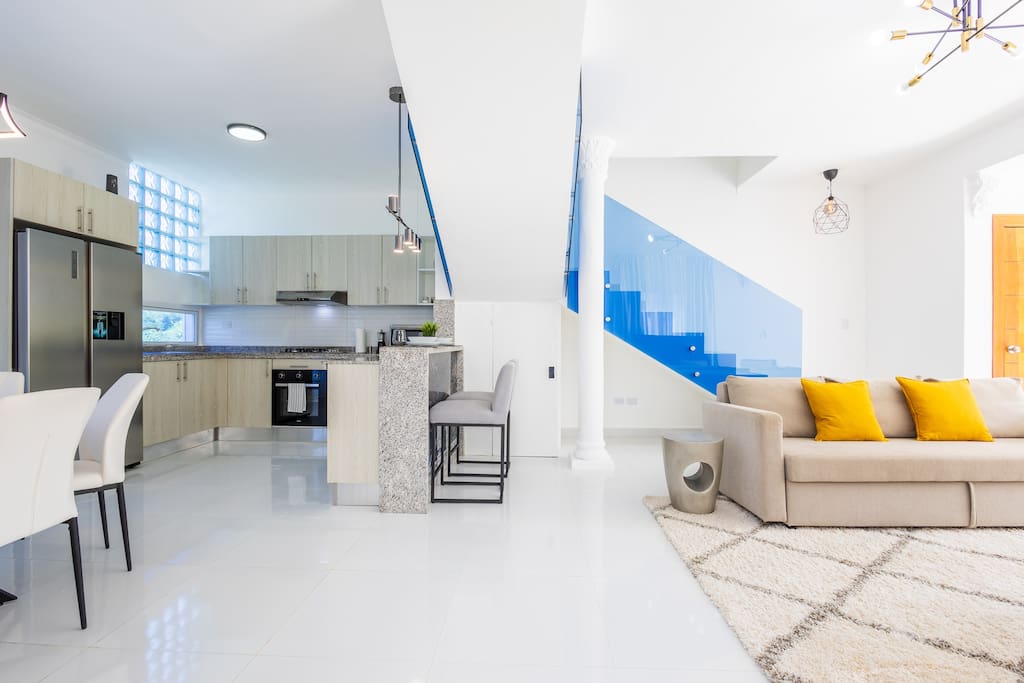New Modern Punta Cana Villa - Pool & Rooftop Jacuzzi. Up to 7 guests