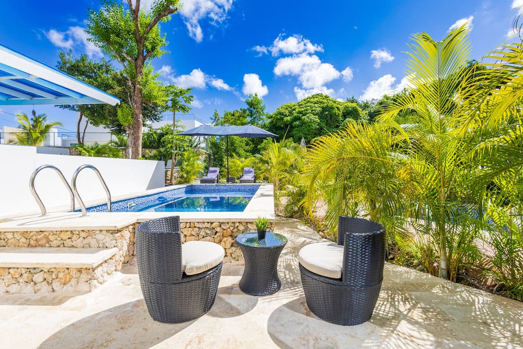 New Modern Punta Cana Villa - Pool & Rooftop Jacuzzi. Up to 7 guests