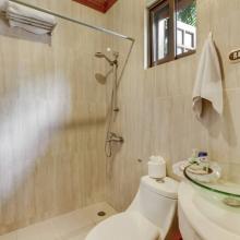 Villa Wyss: 4th bedroom - Private bathroom with shower