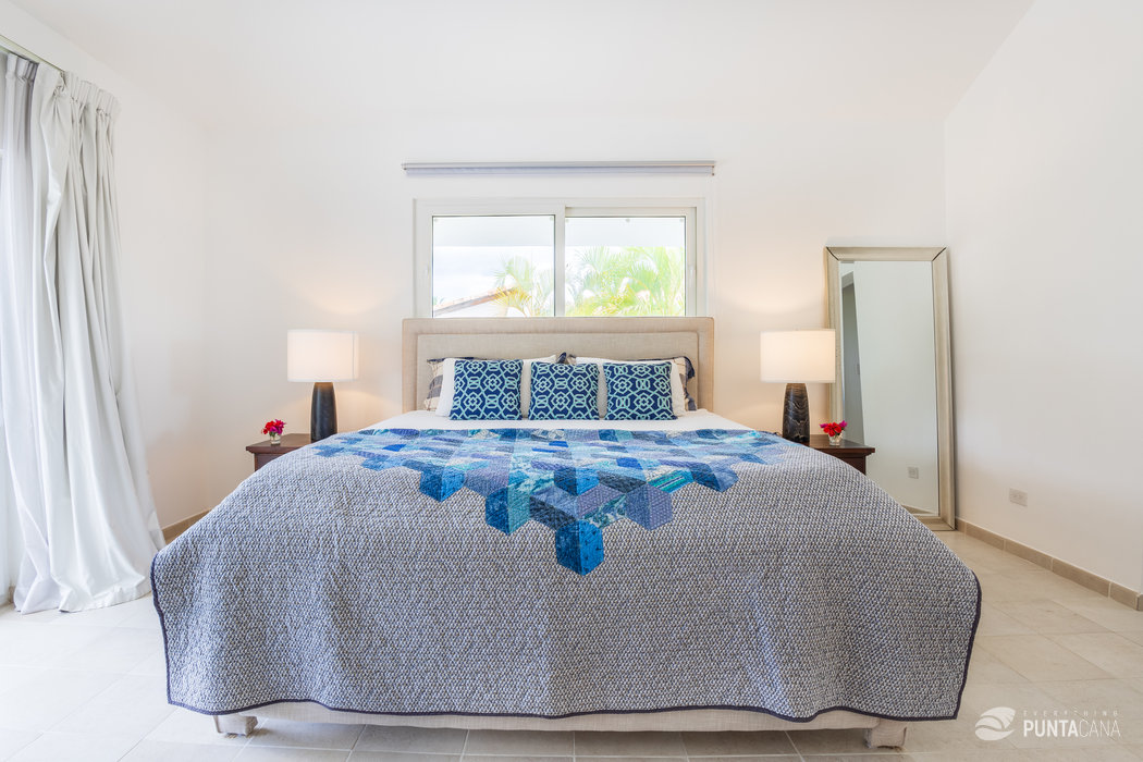 Spacious 4-BR Punta Cana Golf Villa in Cocotal – Private Pool, Jacuzzi & Basketball Hoop for Family Fun - Everything Punta Cana