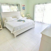 Private Villa for Rent at Cocotal Golf Course – For Up to 10 Guests with Electricity & Maid Included - Everything Punta Cana