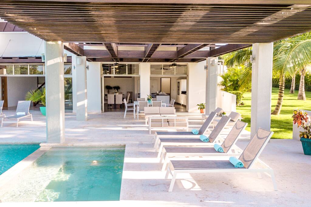 Villa Hermosa: outdoor terrace