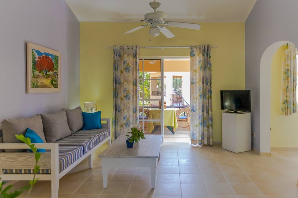 Fully furnished salon