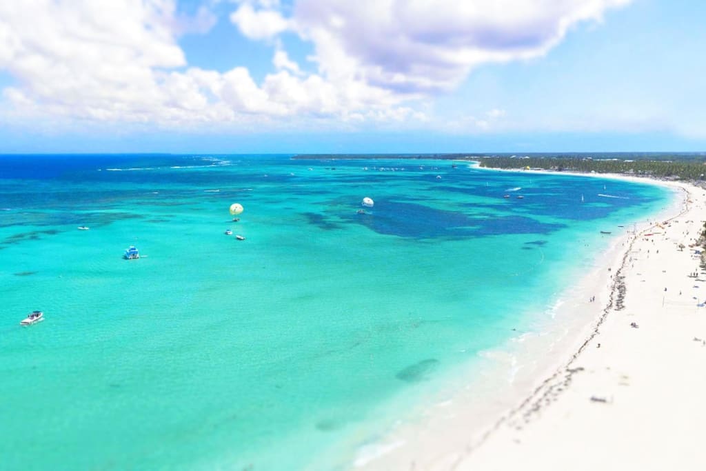 Flor del Mar Condo. Beach View. Los Corales Village, Bavaro - Everything Punta Cana