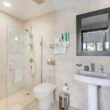 Two Luxury Villas in Cocotal for Large Groups – With Jacuzzi, Pools, Gym - Everything Punta Cana