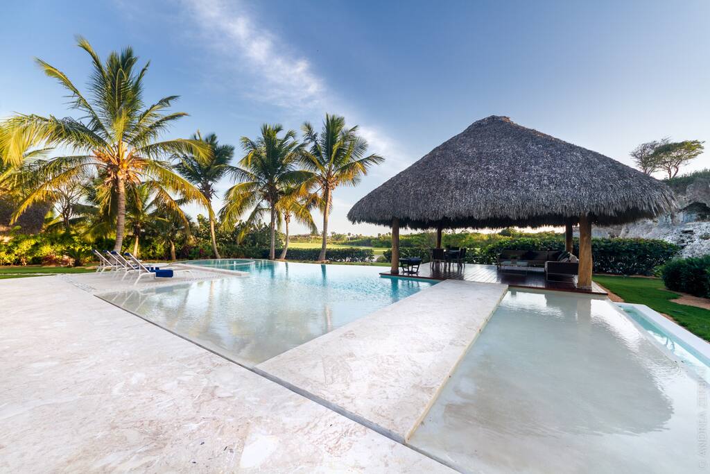 Cayuco 1 Incredible villa for rent at Cap Cana Resort pool, jacuzzi