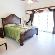 Family-Friendly Villa for Rent in Cocotal Golf Course – Electricity and Maid Included - Everything Punta Cana