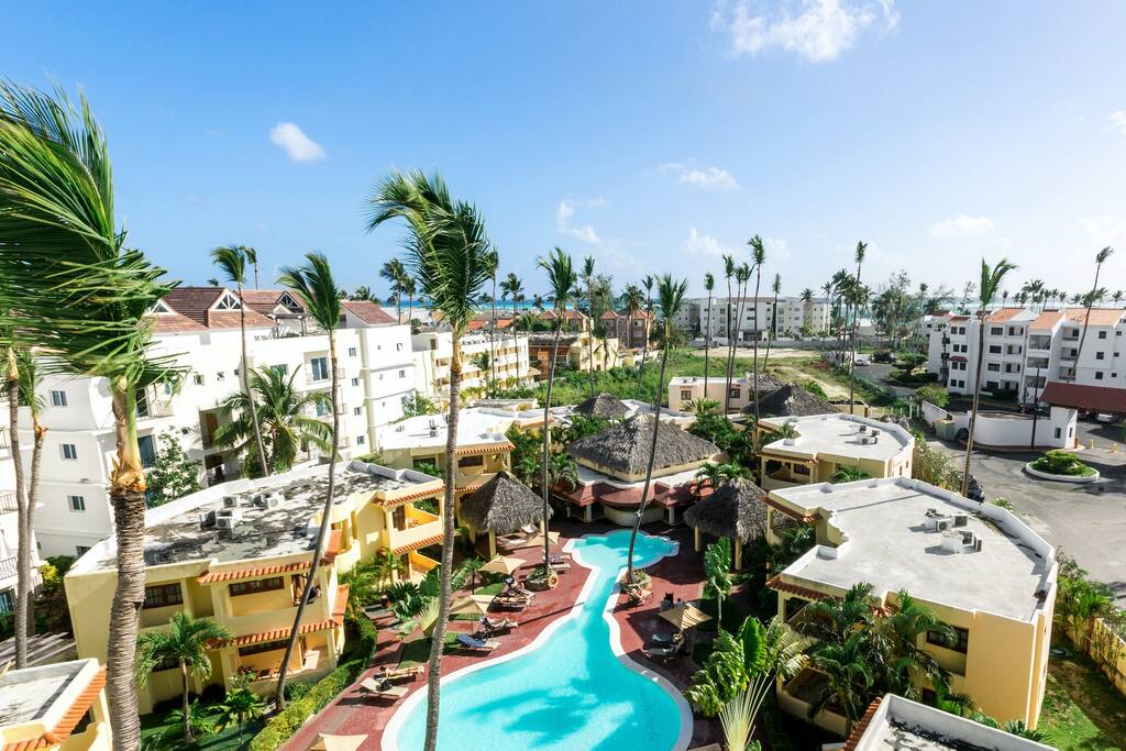 Deluxe Condo Rooftop Pool Beach Club - Everything Punta Cana