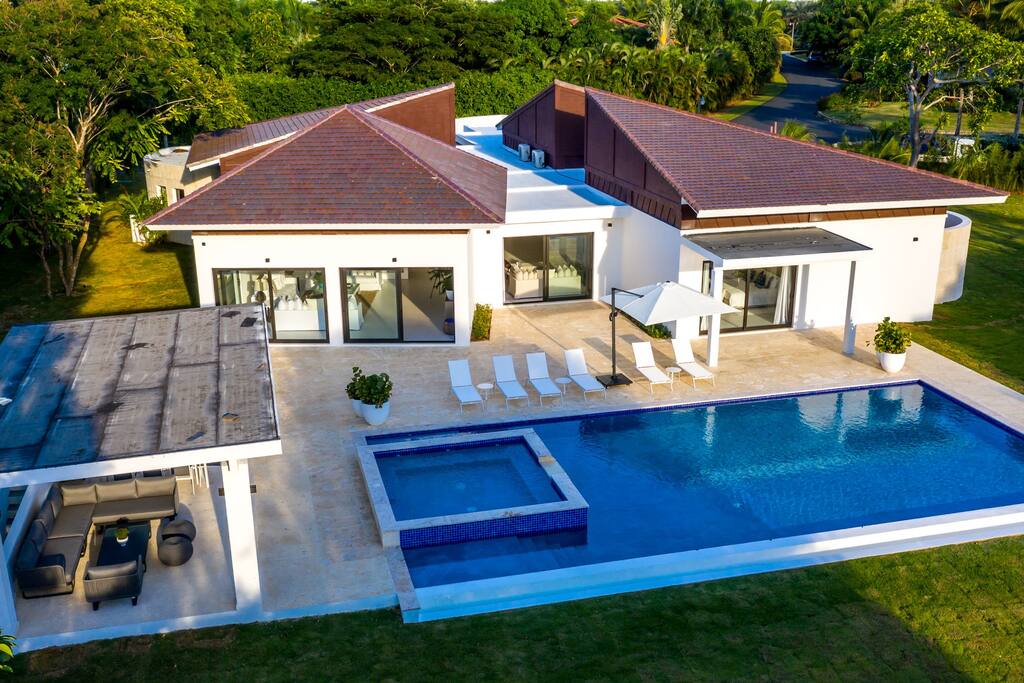 Villa Las Cañas 74 – Modern Villa for rent at Casa de Campo, Punta Cana – Cook, Maid & Golf Cart - Everything Punta Cana