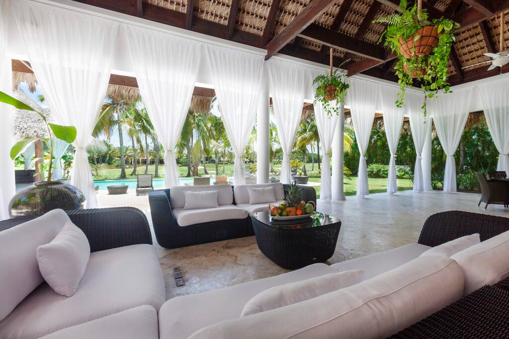4 Bedroom Family Villa Palapa in Arrecife, La Cana Beach Club – With Pool, Jacuzzi & Maid - Everything Punta Cana