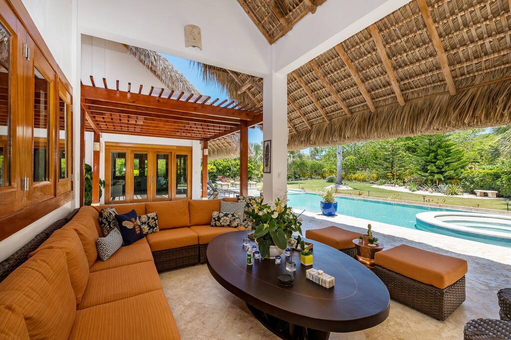 One of the best Cap Cana villas for rent - large pool, jacuzzi, chef, maid