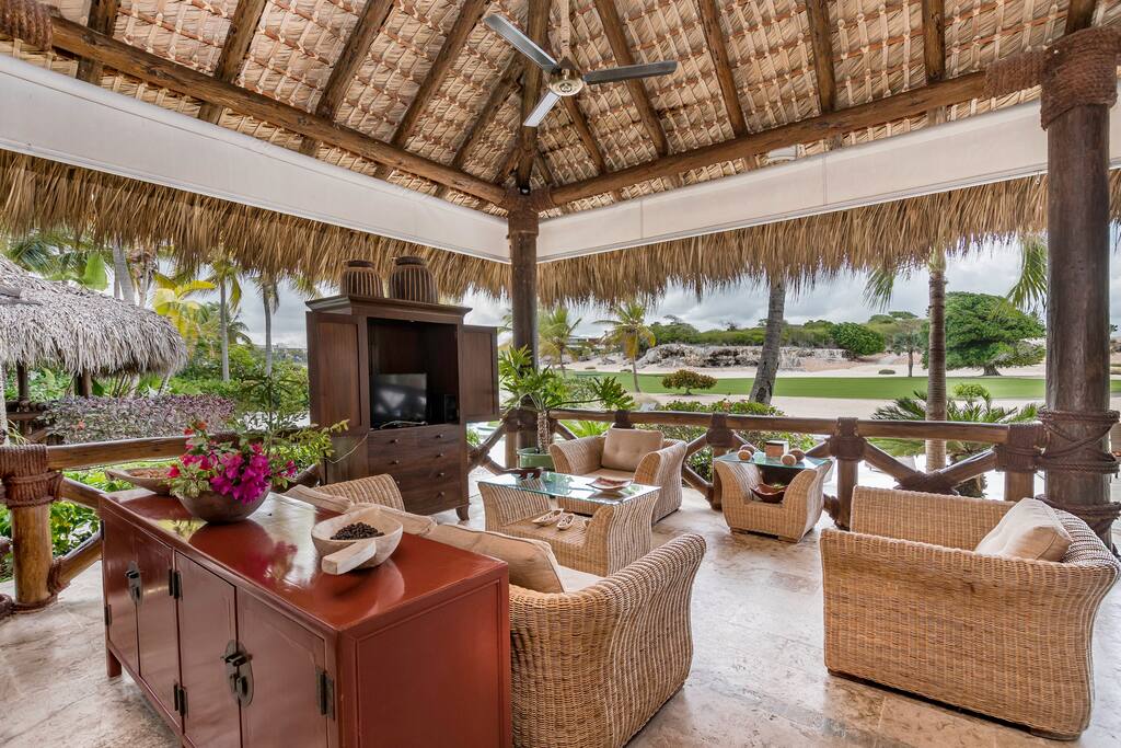 Luxury Cap Cana villa for rent - With access to Eden Roc Beach!