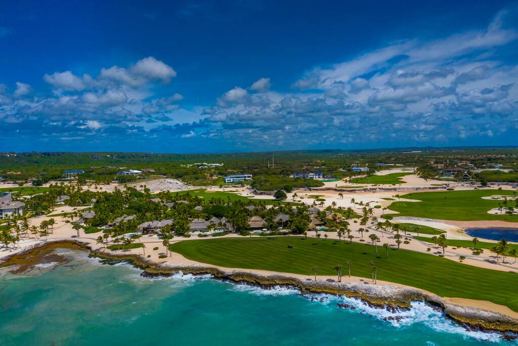 Best Ocean View Caleton Villa in Cap Cana - Pool, Chef & Maid