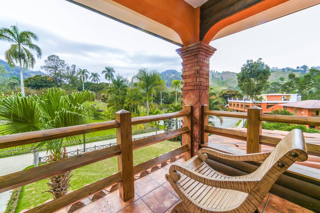 Luxury villa with pool in Jarabacoa - Everything Punta Cana