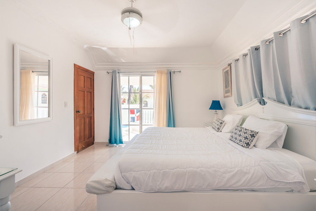 Long Term Rentals Bavaro, Punta Cana New Penthouse Near the Beach