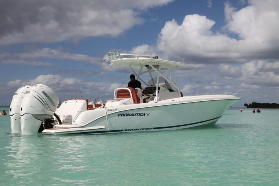 Speed Boat in Punta Cana – Pronautica 29 Super Fast Boat - Everything Punta Cana
