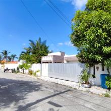 Fully Furnished House for Sale with Fruit Trees Garden in Pueblo Bávaro, Punta Cana, 187/300 sqm - Everything Punta Cana