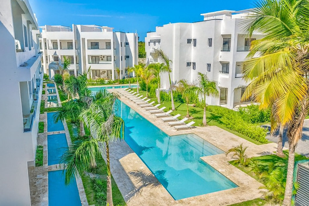 Long-Term Vacation Rental in ONA Residences Punta Cana – Fully Furnished 1BR Swim-Up Condo - Everything Punta Cana