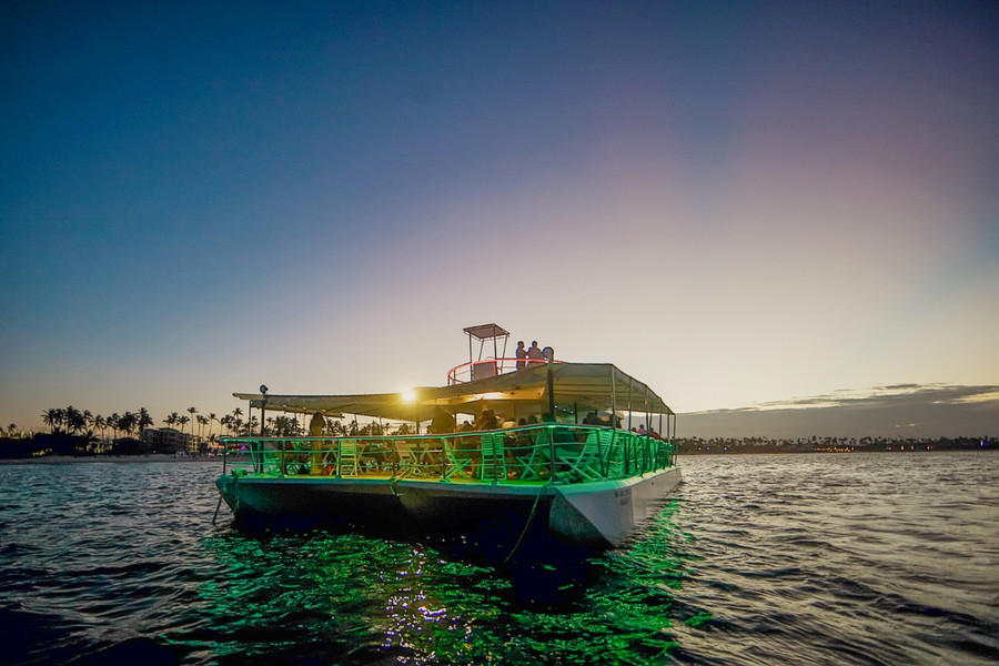 sunset catamaran cruise punta cana