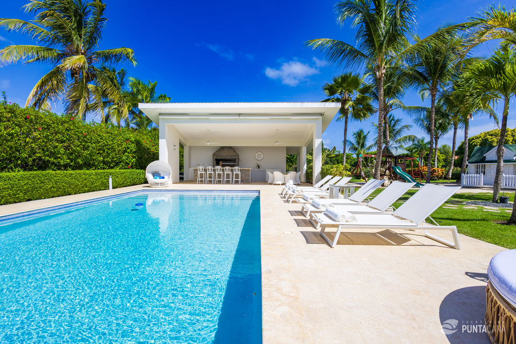 Villa Désirée – Luxury Golf Villa in Punta Cana’s Prestigious Cocotal Golf & Country Club – Huge Private Pool & BBQ Area, Kids’ Playground - Everything Punta Cana