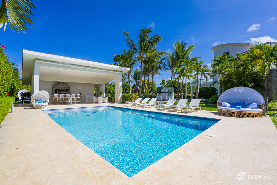 Villa Désirée – Luxury Golf Villa in Punta Cana’s Prestigious Cocotal Golf & Country Club – Huge Private Pool & BBQ Area, Kids’ Playground - Everything Punta Cana
