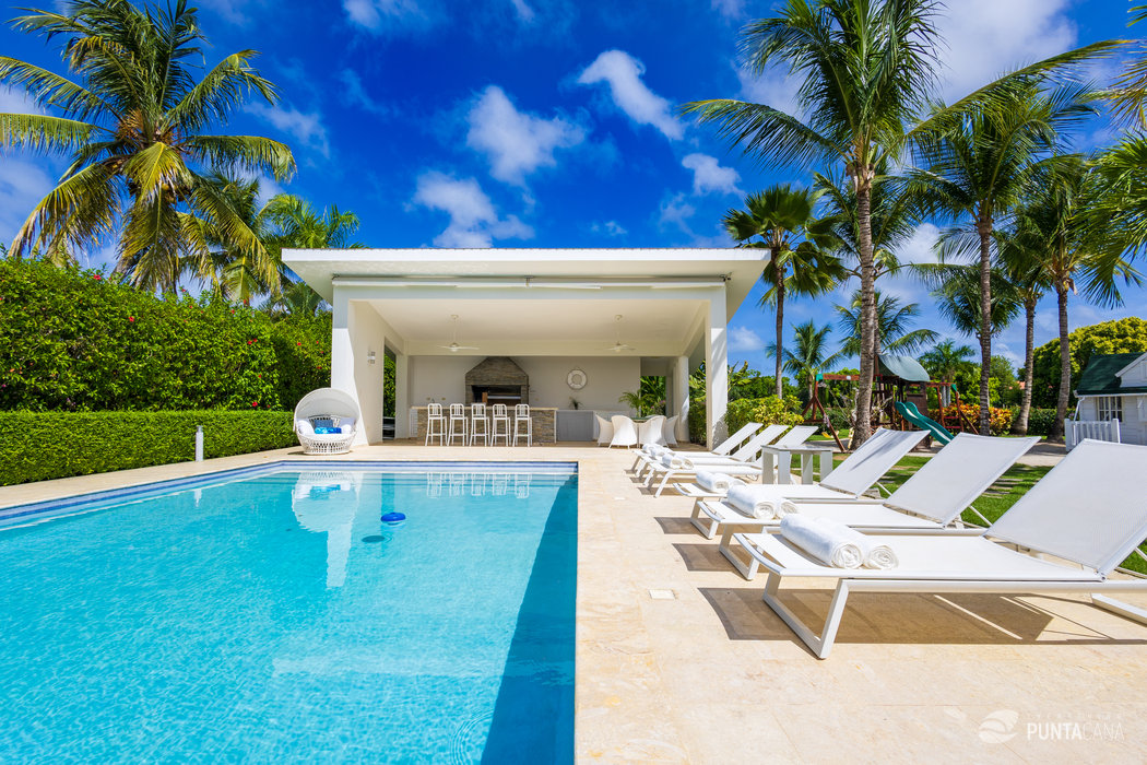 Villa Désirée – Luxury Golf Villa in Punta Cana’s Prestigious Cocotal Golf & Country Club – Huge Private Pool & BBQ Area, Kids’ Playground - Everything Punta Cana