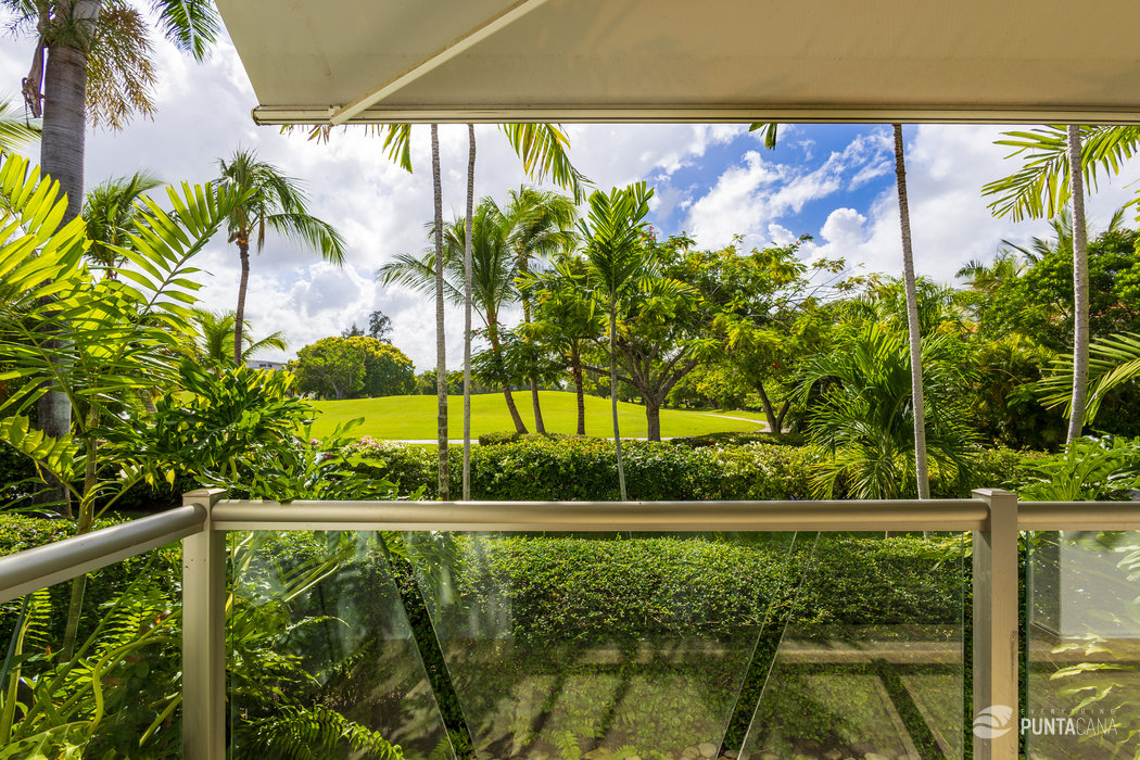 Villa Désirée – Luxury Golf Villa in Punta Cana’s Prestigious Cocotal Golf & Country Club – Huge Private Pool & BBQ Area, Kids’ Playground - Everything Punta Cana