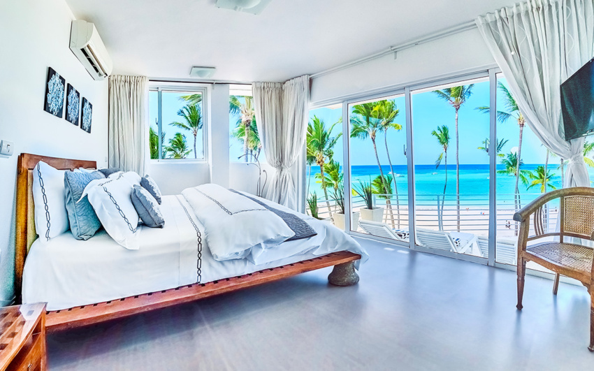 Beachfront villa to stay in Punta Cana