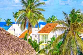 Unique Private Vacation – Turquesa & Barcelo Beach