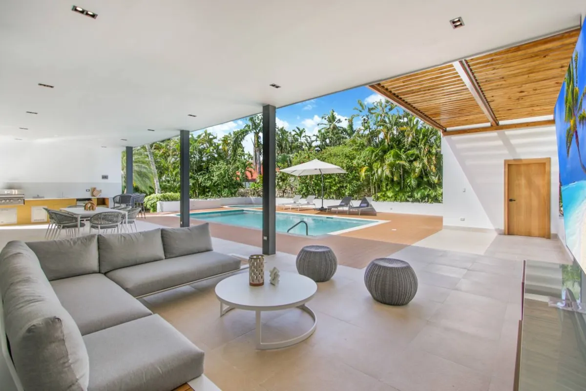 Terrace of the villa in Casa de Campo