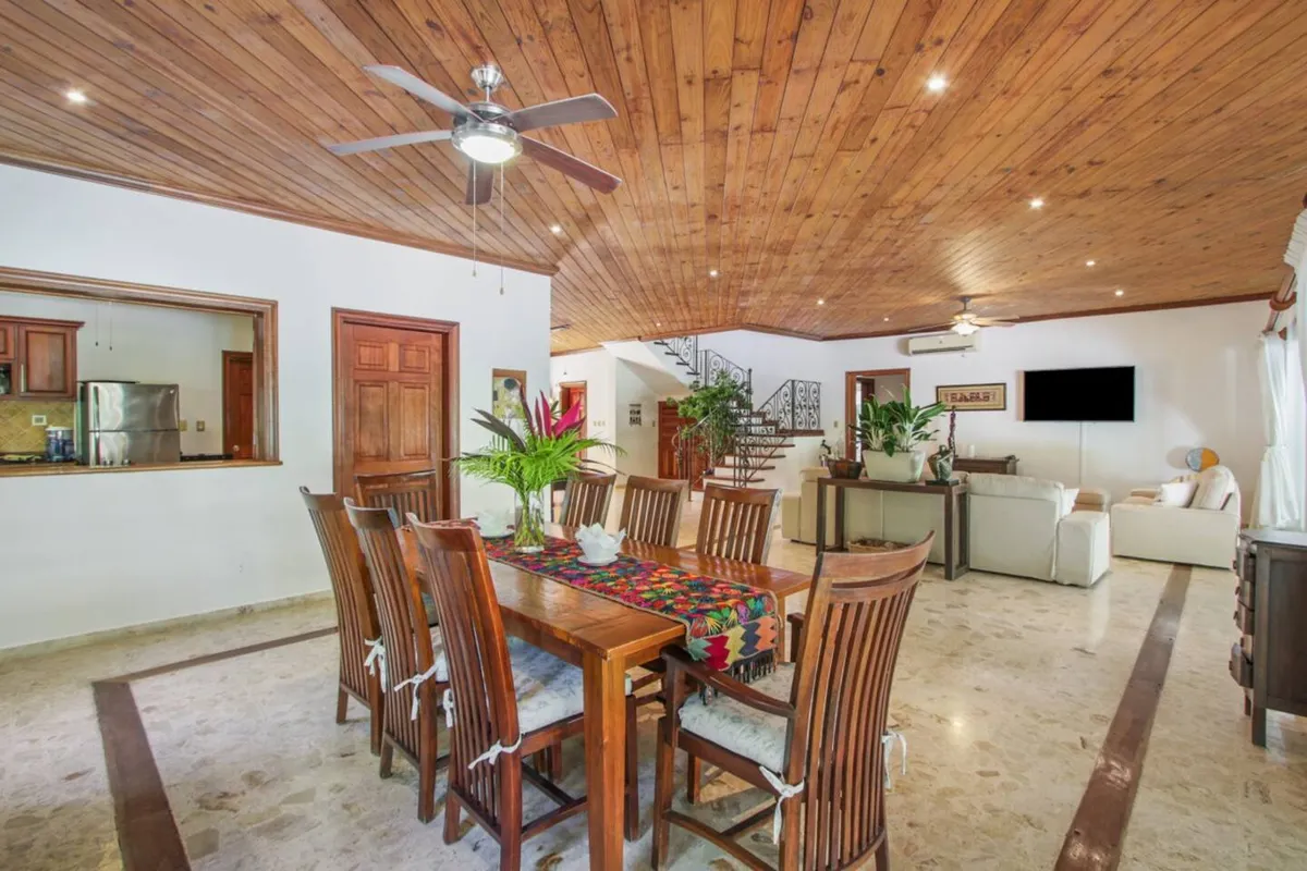 Dining room at the villa