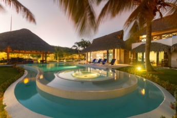 Villa Cayuco 1 – Incredible villa for rent at Cap Cana Resort – private pool, jacuzzi, staff
