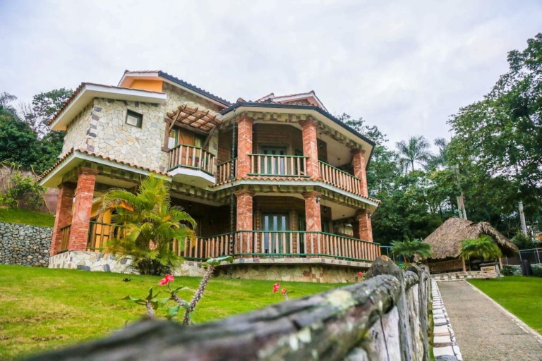Jarabacoa in the Dominican Republic Facts & Villa Rentals 2024