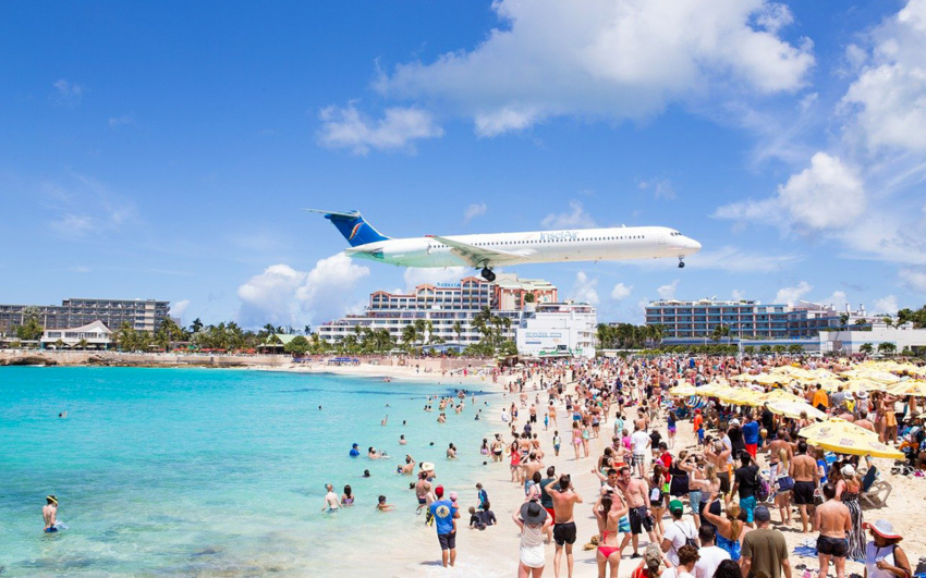 Saint Martin, Maho beach