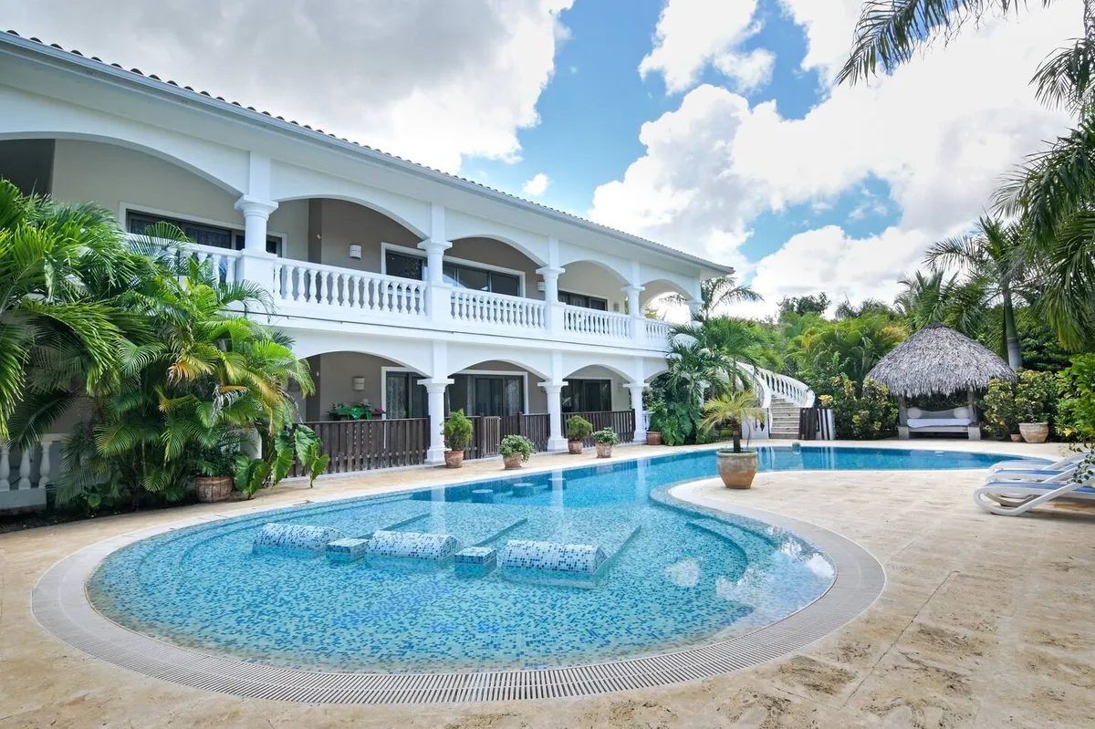 Pool and terrace of the villa