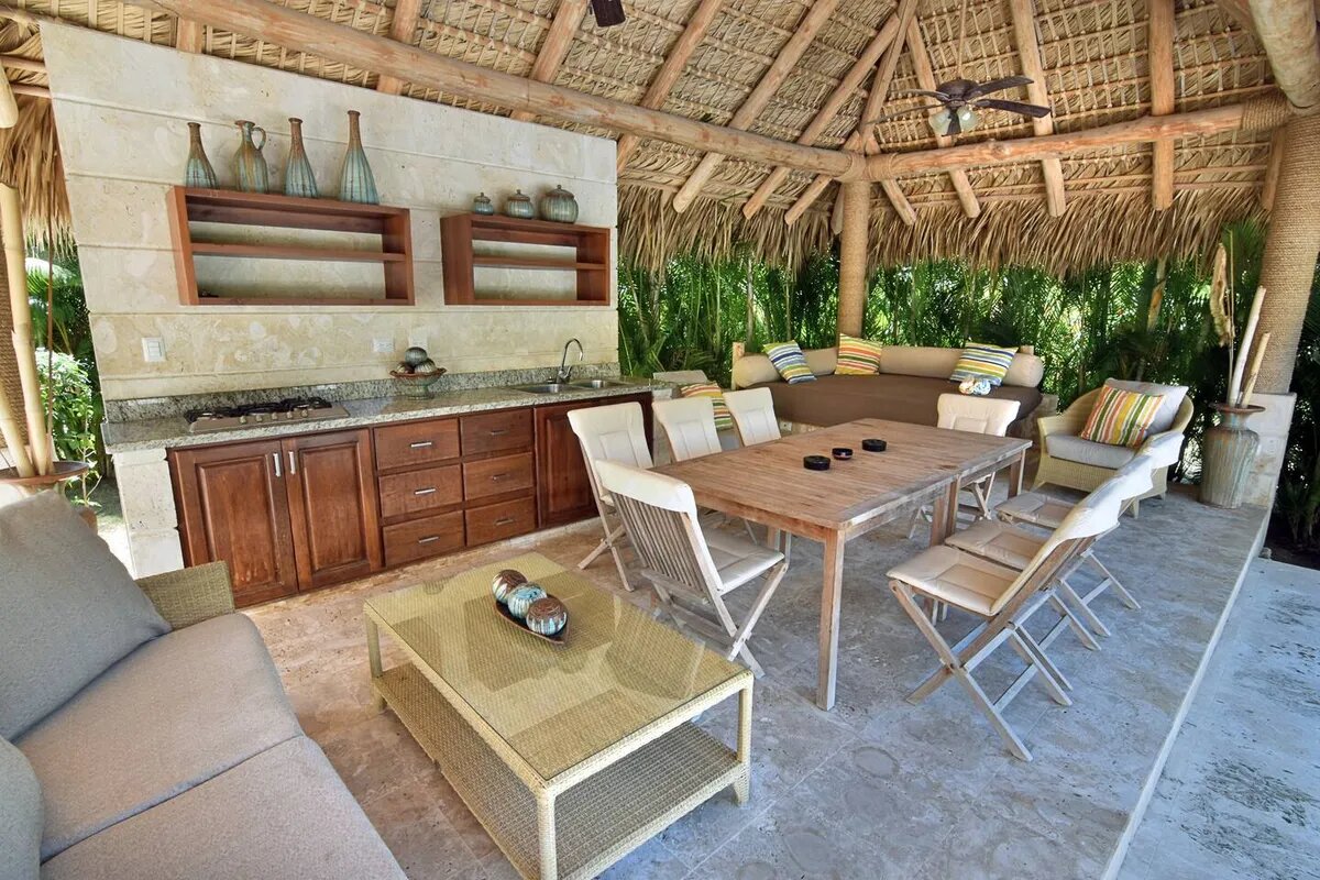 Dining area outside the villa