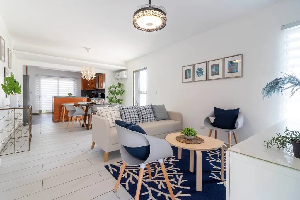 Bright and cozy living room