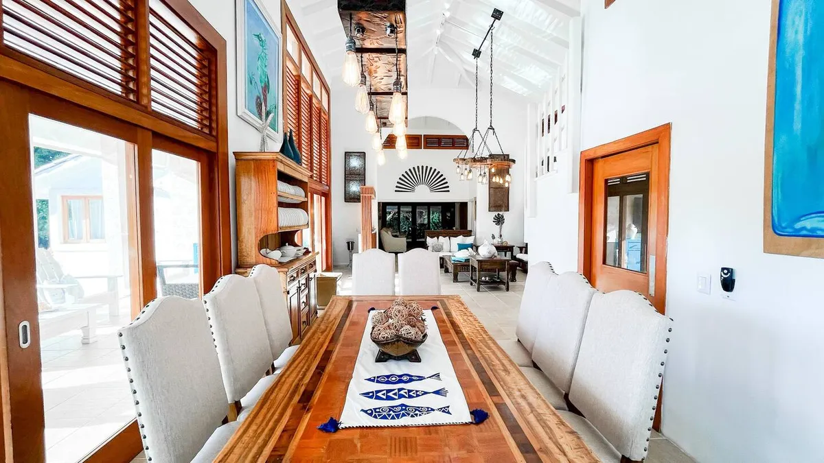 Dining room at the villa