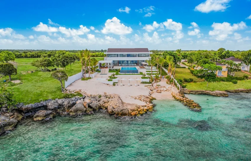 Oceanfront villa at Casa de Campo