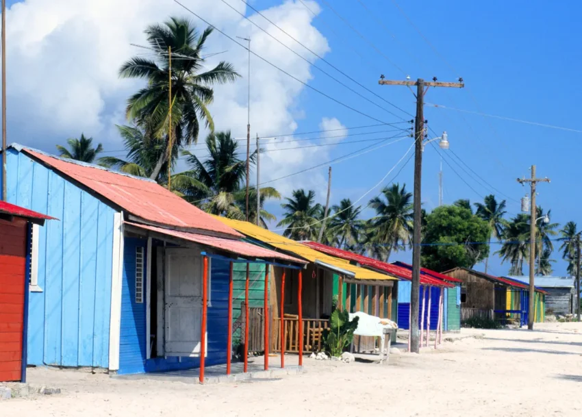 Mano Juan Village in Saona