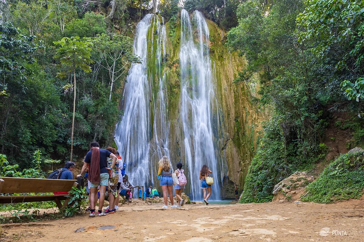 El Limon Waterfall in Samana