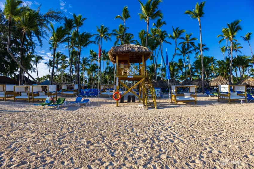 Lifeguard tower at Melia Resort, Punta Cana