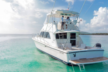 VIP Punta Cana Fishing Tour – Private Yacht Trip to Saona Island, Natural Pool & Snorkeling