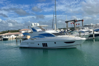 Luxury Yacht Rental on Azimut 60 with Licensed Captain in Punta Cana – Private Tours to Saona or Catalina Luxury Yacht Rental on Azimut 60 with Licensed Captain in Punta Cana – Private Tours to Saona or Catalina