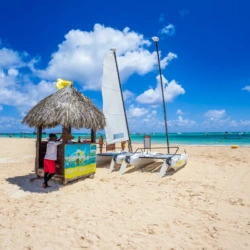 Los Corales vs. Bávaro: All-Inclusive Resorts or Los Corales Airbnbs – Where to Stay in Punta Cana in 2026?