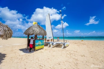 Los Corales vs. Bávaro: All-Inclusive Resorts or Los Corales Airbnbs – Where to Stay in Punta Cana in 2026?