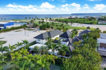 Luxury Cap Cana Villa with Private Pool, Jacuzzi, Mini Golf, Staff & Golf Cart